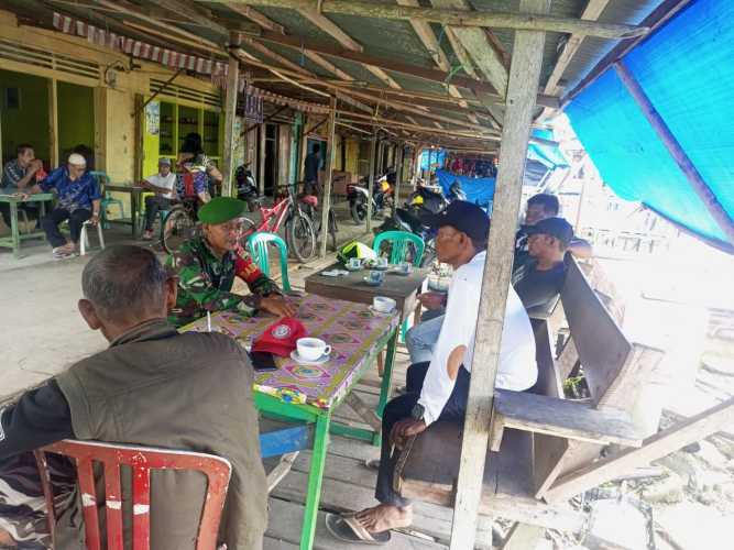 Babinsa Koramil 04/Kuindra Ajak Masyarakat Serta Sosialisasi Komcad