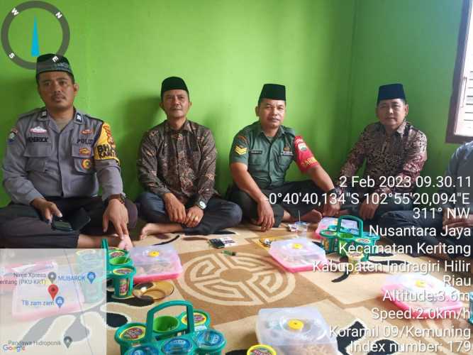 Dalam Rangka Isra Mi'raj. Babinsa Koramil 09/Kemuning Tingkatkan Silaturrahmi Antar Sesama