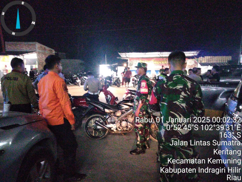 Pengamanan Malam Tahun Baru 2025 Koramil 09/Kemuning Berjalan Lancar