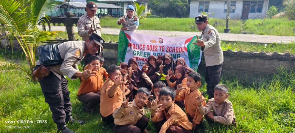 KAPOLSEK ENOK LAKSANAKAN GREEN POLICING DI SEKOLAH, WUJUD KEPEDULIAN TERHADAP LINGKUNGAN