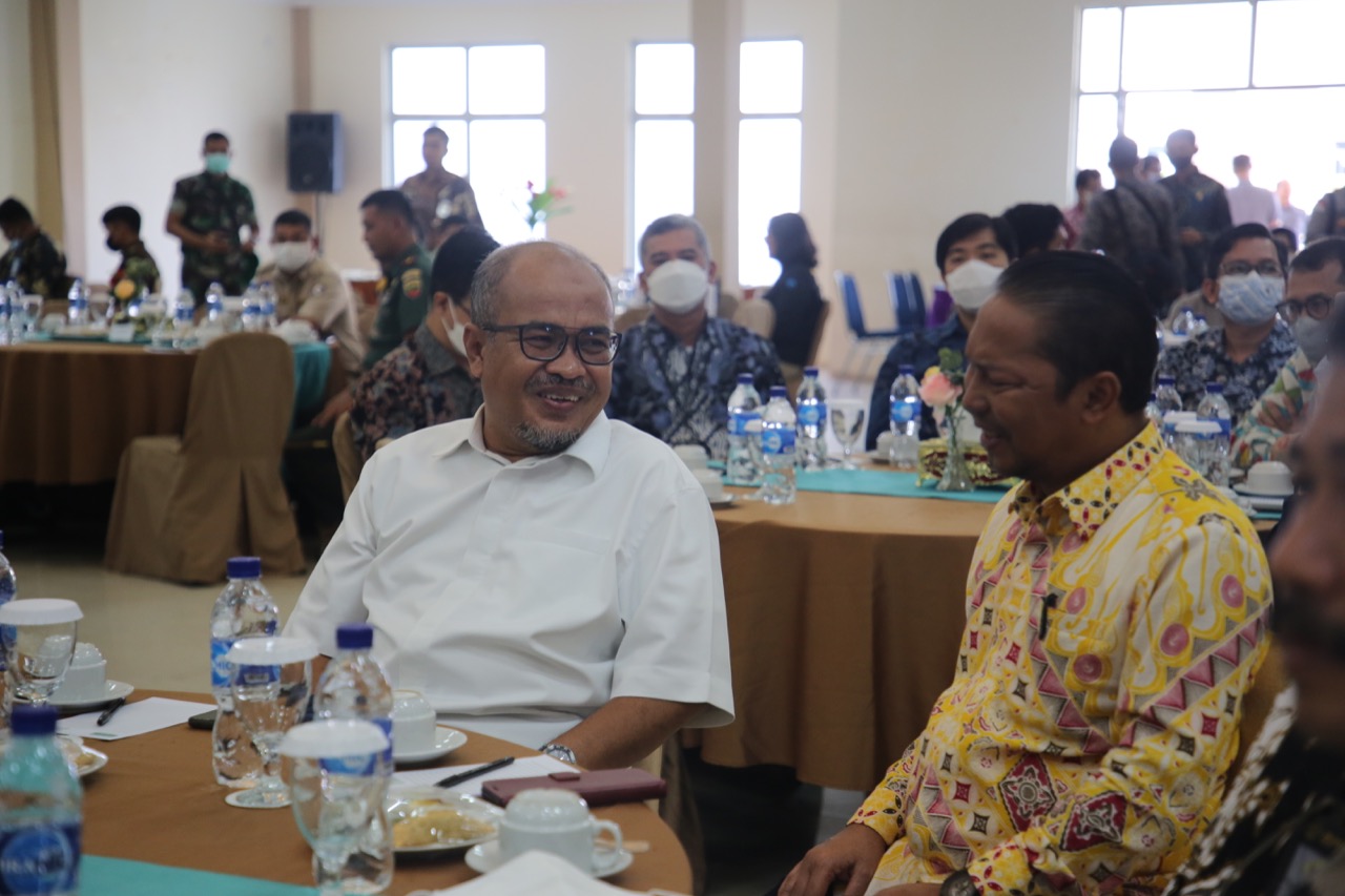BP Batam Terima 4 Penghargaan Stakeholders Award KPKNL 2022