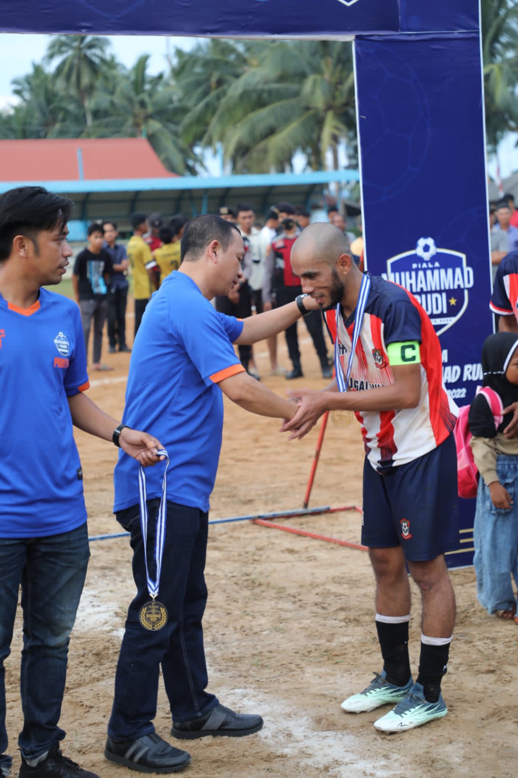 Gelaran Turnamen Sepak Bola 2022 di Lingga Usai, Salam Hangat dari Muhammad Rudi