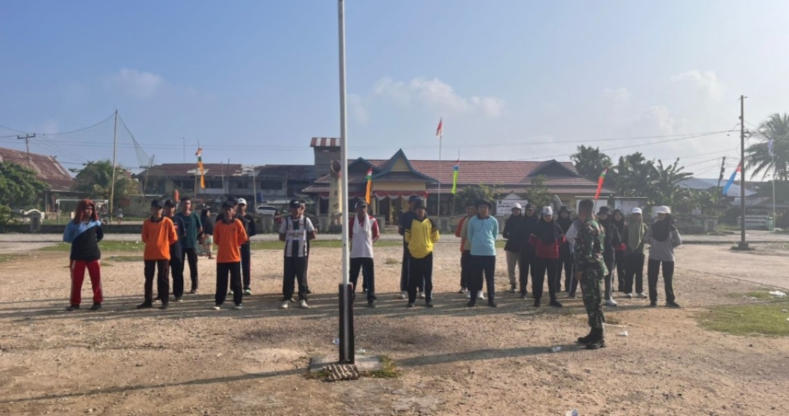 Babinsa Koramil 05/Gas Hadir untuk Meningkatkan Kemampuan dan Kedisiplinan Calon Paskibra