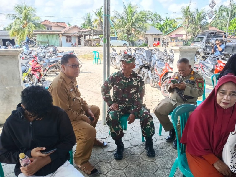 Danramil 09/Kemuning Mengikuti Sosialisasi dan Pembuatan BPJS Keliling