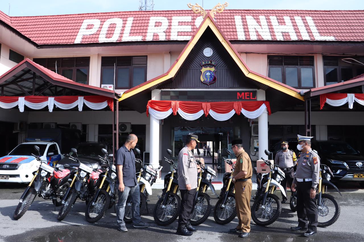 Dihibahkan Oleh Pemkab Inhil Sepeda Motor Jenis Trail Kepada Polres Inhil