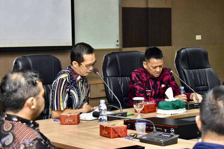 PJ. Bupati Kampar Pimpin Langsung Rapat Evaluasi Terkait Permasalahan PT. Ciliandra Perkasa