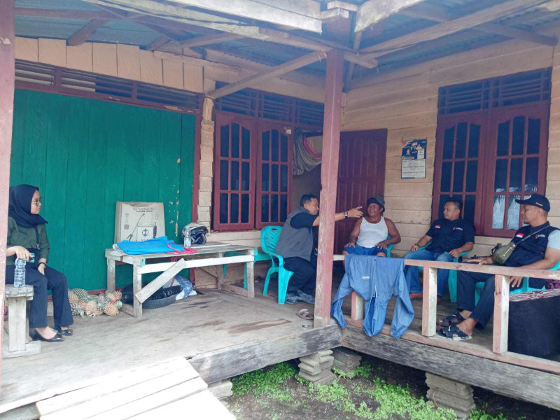 Patroli Kawal Hak Pilih, Bawaslu Inhu Turun Ke Daerah Perbatasan Ambil Sampel Data Pemilih