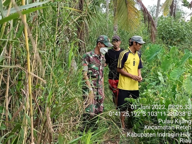 Peduli Terhadap Lahan dan Hutan, Praka Bobi Ariyanto Terus Laksanakan Patroli