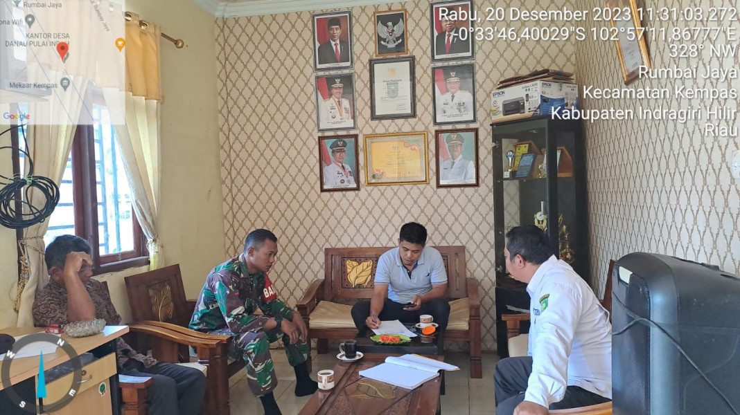 Tingkatkan Sinergitas Babinsa 03/Tpl Melaksanakan Komsos Dengan Perangkat Desa