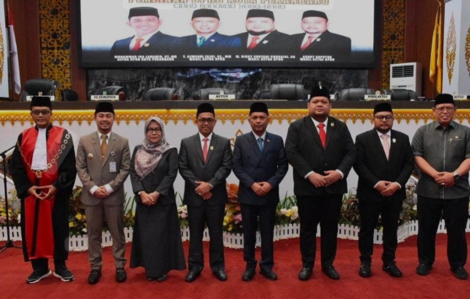 DPRD Kota Pekanbaru Gelar Rapat Paripurna Pengucapan Sumpah Janji Pimpinan DPRD Kota Pekanbaru Periode 2024-2029