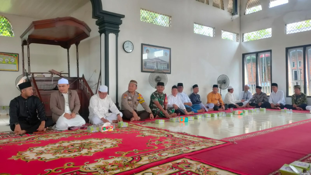 Peringatan Isra Mi'raj Nabi Muhammad Saw Bersama Babinsa Lubuk Besar