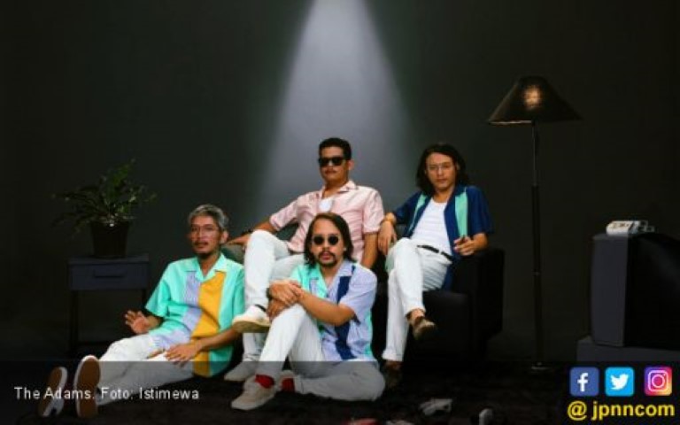 The Adams Akhiri 13 Tahun Paceklik Album dengan Agterplaas