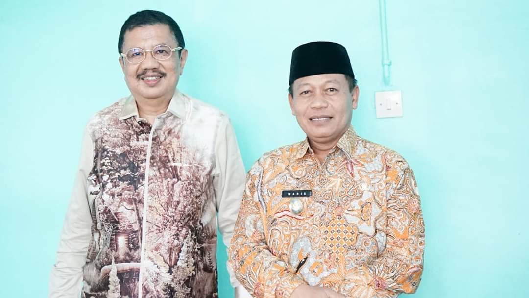 Plt Wali Kota Waris Thalib Terima Kunjungan Silaturahmi Tengku Erry Nuradi Plt Wali Kota Waris Thalib Terima Kunjungan Silaturahmi Tengku Erry Nuradi
