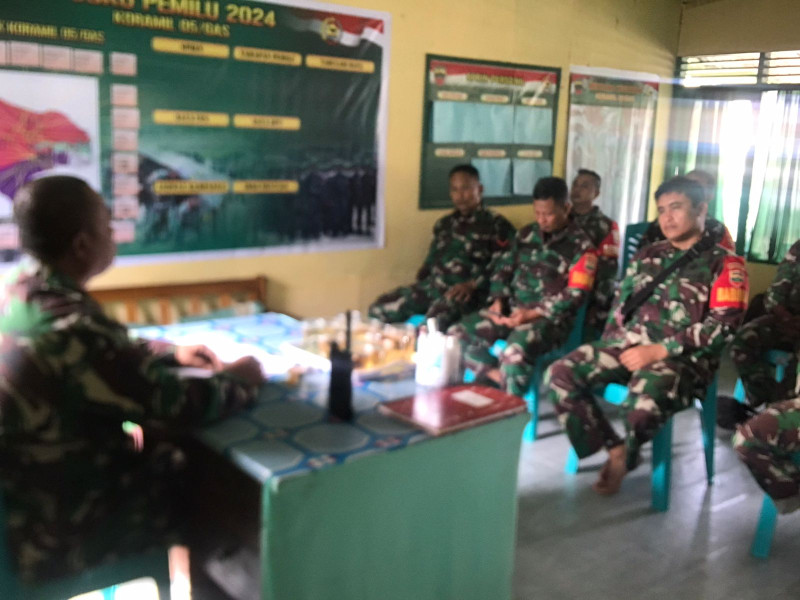 Danramil 05/Gas Kapten Czi Slamet Hirohito Laksanakan Apel Pengecekan Angota dan Berikan Arahan Serta Evaluasi Terhadap Anggotanya