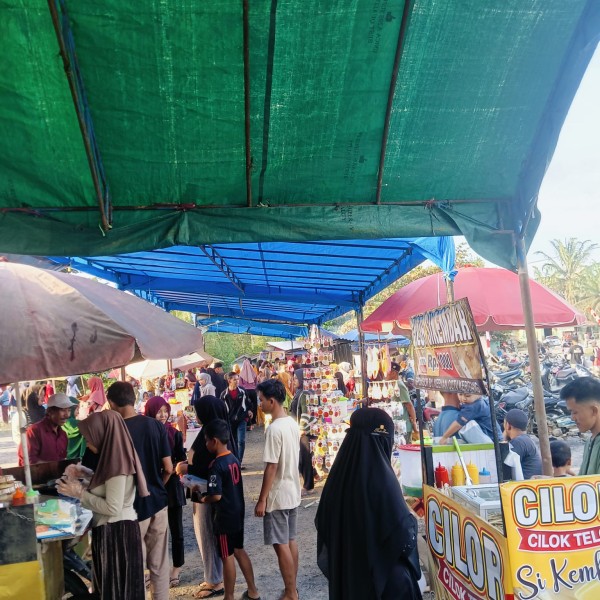 Pasar Beduk Desa Keritang Hulu Mengembangkan UMKM dan Meningkatkan Ekonomi Masyarakat