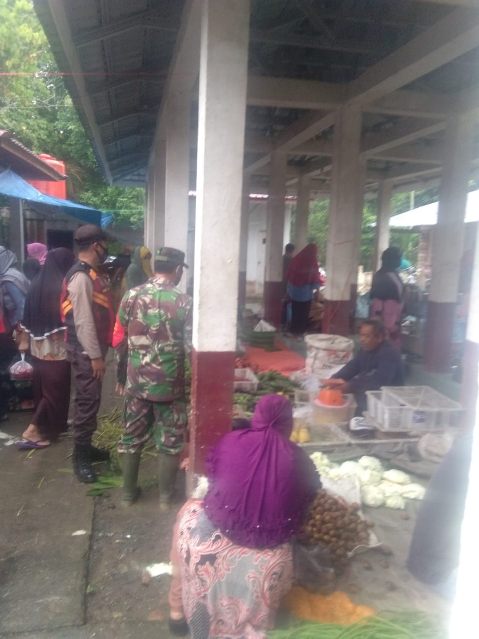 Koramil 09/Kemuning Kodim 0314/Inhil Kembali Lakukan Penegakan Prokes di Desa Pasar Kembang