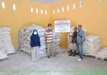 82 Kelompok Tani Terima Bantuan Dari Pemkab Pusat dan Pemprov Riau