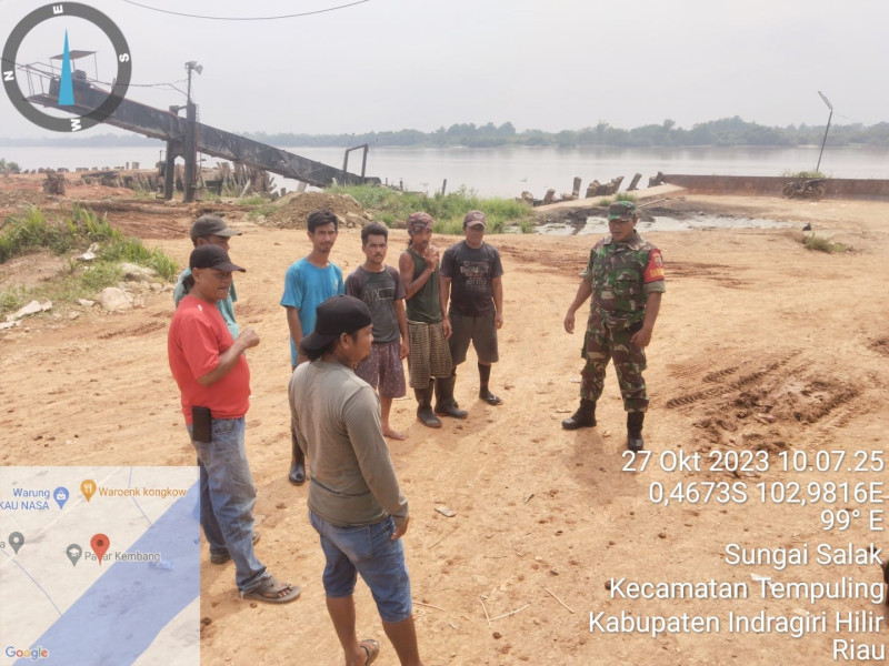 Melalui Komsos, Babinsa 03/Tpl Ajak Para Pemuda Ikut berpartisipasi Jaga Keamanan dan Ketertiban Masyarakat Guna Mewujudkan Ketahanan Wilayah Yang Semakin Kokoh