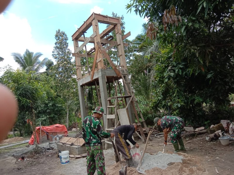 Satgas TMMD ke-123 Kodim 0314/Inhil, Koramil 07/Reteh Komitmen Menghadirkan Akses Air Bersih untuk Masyarakat Desa Mumpa