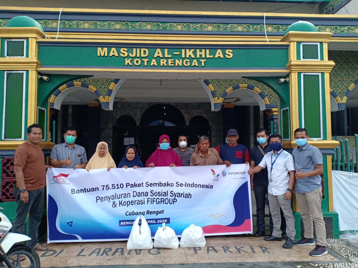 Peduli Covid-19, FIFGROUP Cabang Rengat Salurkan 345 Paket Sembako Kepada Yang Membutuhkan