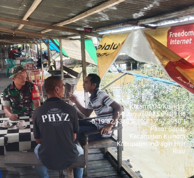 Komsos Babinsa Koramil 04/Kuindra: Meningkatkan Toleransi dan Persatuan Masyarakat