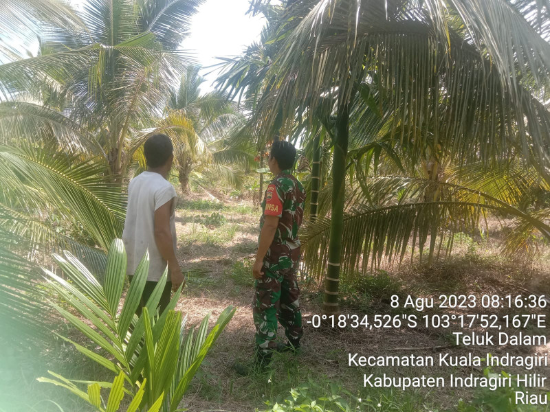 Babinsa Koramil 04/Kuindra Terus Lakukan Pencegahan dan Patroli Rutin Demi Kenyamanan Lingkungan