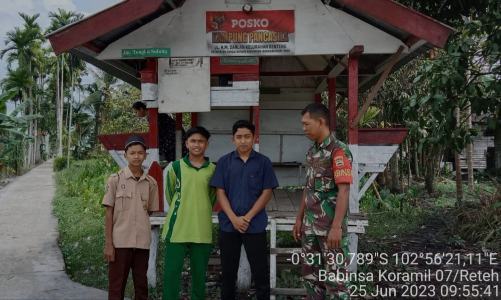 Bersama Pelajar, Koramil 07/Reteh Ajak Pelajar Untuk Memahami Makna Pancasila