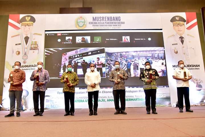 Pemkot Tanjungbalai Meraih Penghargaan Terbaik Kedua PPD Tingkat Provsu Tahun 2021