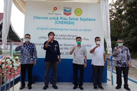 Bupati Rohil Resmikan Dua Sumur Air Bersih Dalam Sehari, Program Chevron untuk Riau Sehat Sejahtera