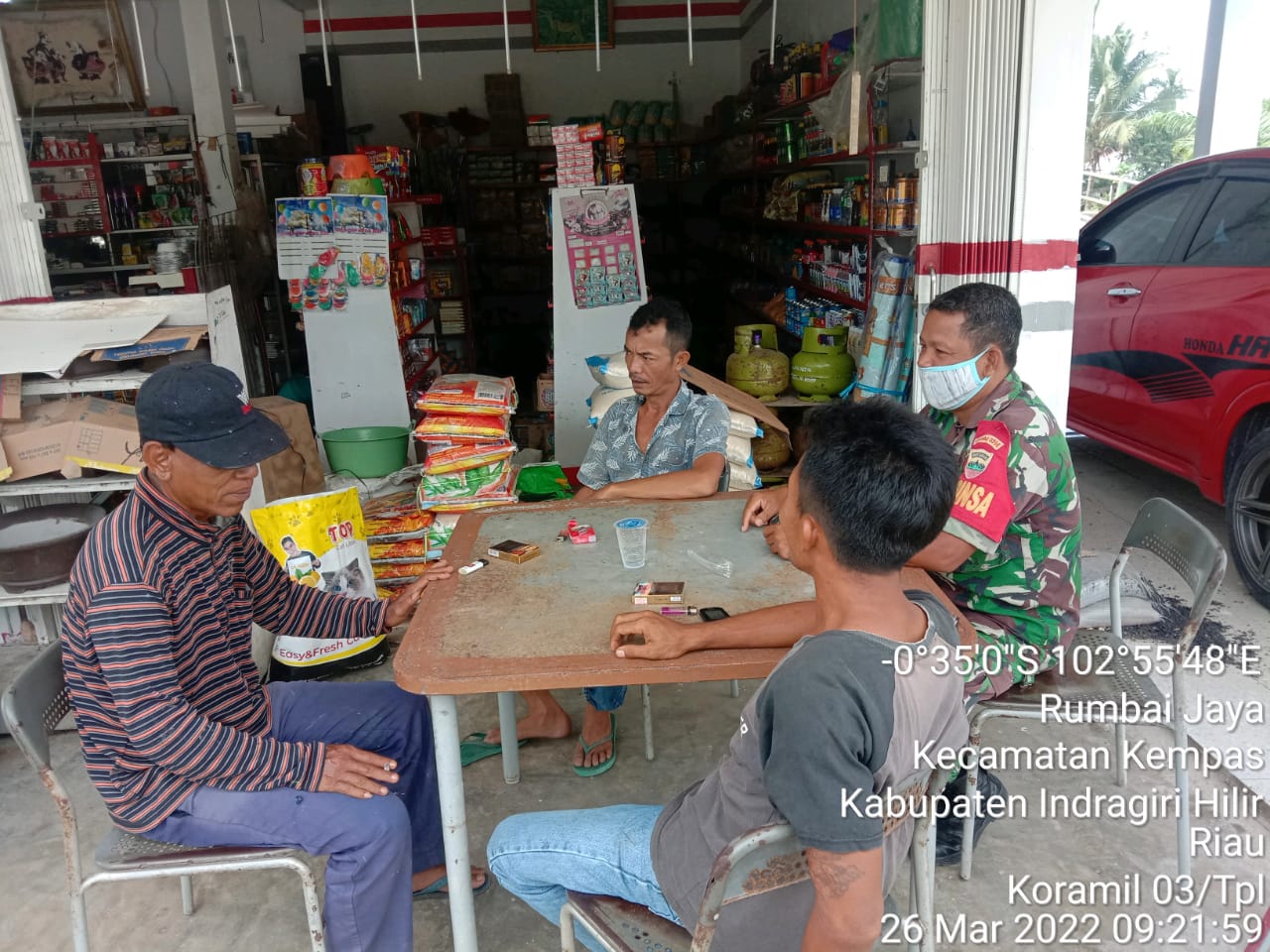 Keakraban Babinsa 03/Tempuling bersama Warganya, Tumbuhkan Kekompakan Serta Kemanunggalan