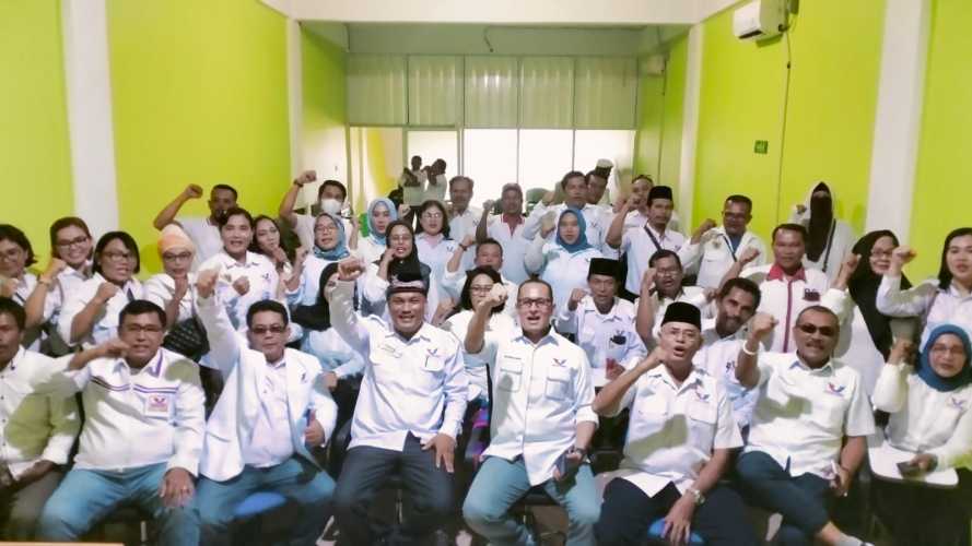 Target Satu Fraksi, DPW Partai Perindo Riau Serahkan SK Pengurus DPD Kabupaten Bengkalis
