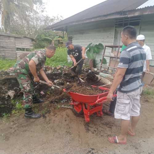 Bangun Kebersamaan Dengan Warga Binaan Babinsa Koramil 03/Tpl Ikut Goro Bersama Warga