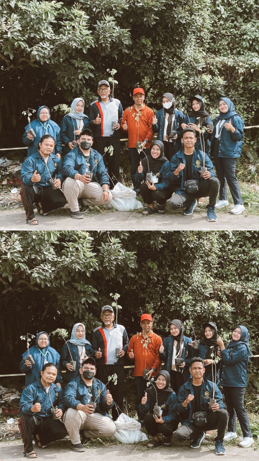 Mahasiswa KKN UMRI Kelompok 4 Aktif Lakukan Program Penghijauan Lingkungan