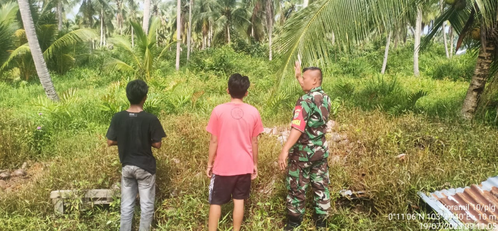Dengan Penjagaan Yang Ketat, Babinsa Koramil 10/Pelangiran Terus Turun Lakukan Patroli Karlahut