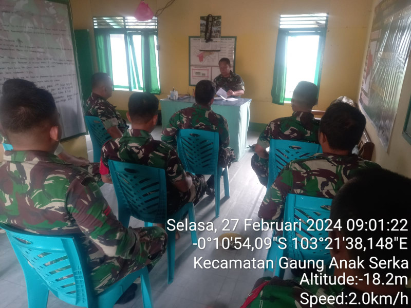 Danramil 05/Gas Kapten Czi Slamet Hirohito Laksanakan Pengecekan Anggota dan Berikan Arahan Serta Evaluasi Terhadap Anggotanya