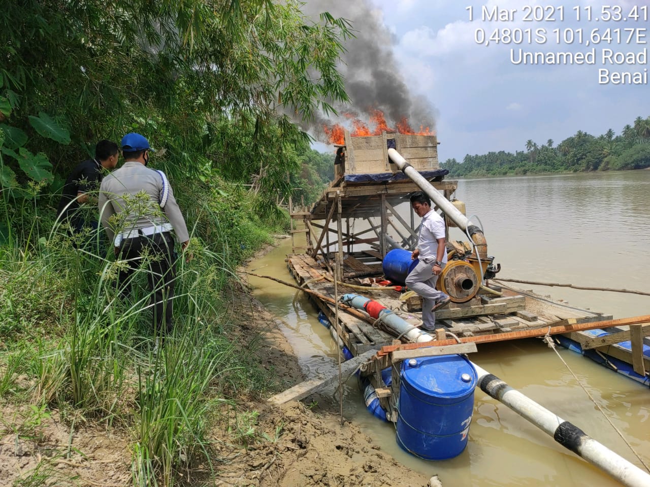 Patroli Rutin, Polsek Benai dan Pemdes kembali Temukan Dompeng di Sungai Batang Kuantan