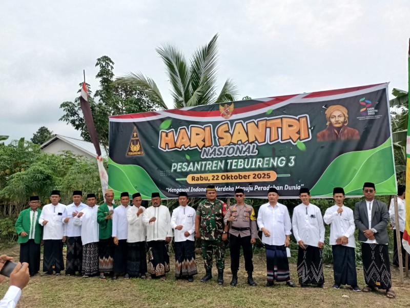 Koramil 09/Kemuning: Peringatan Hari Santri untuk Meningkatkan Semangat Santri