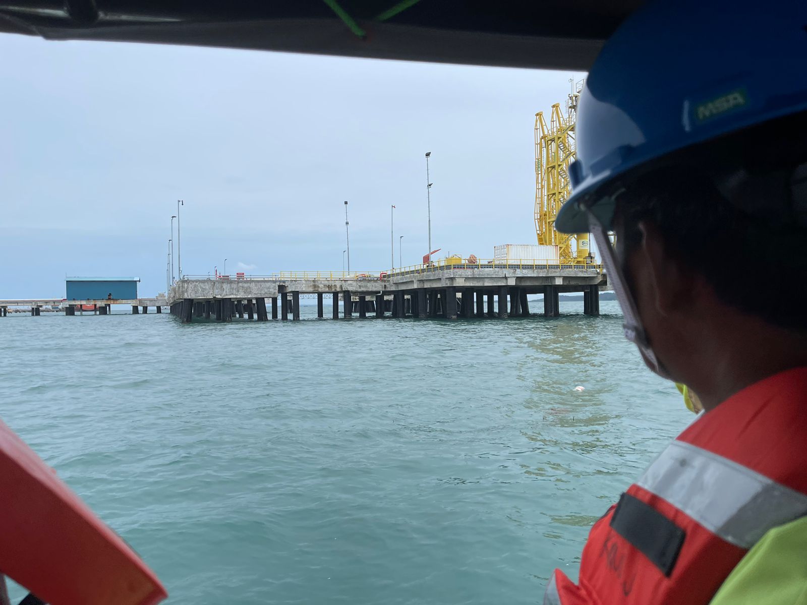 Pencemaran Minyak di Area Pertamina Bukan Bersumber dari Pertamina Tanjung Uban  Pencemaran Minyak di Area Pertamina Bukan Bersumber dari Pertamina Tanjung Uban