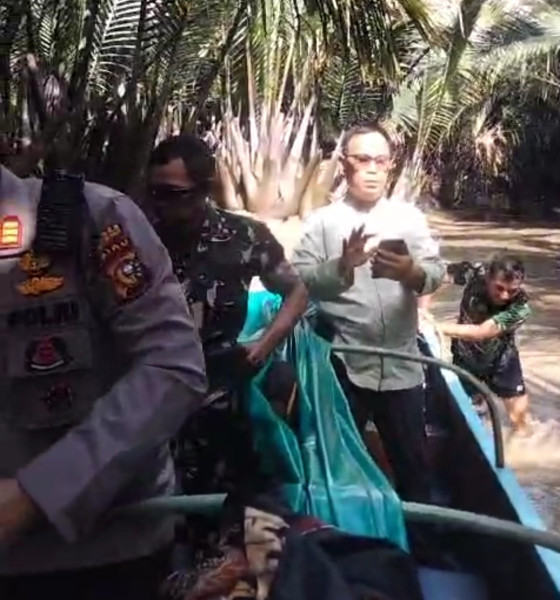 Kapten Inf Riswanto dan AKP Herman SH Bersama Forkopimcam Alami Kendala Saat Menuju Desa Saat Melaksanakan Safari Ramadhan