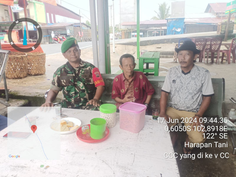 Jalin Silaturahmi, Babinsa 03/Tpl Lebaran Dengan Warga Di Desa Binaan