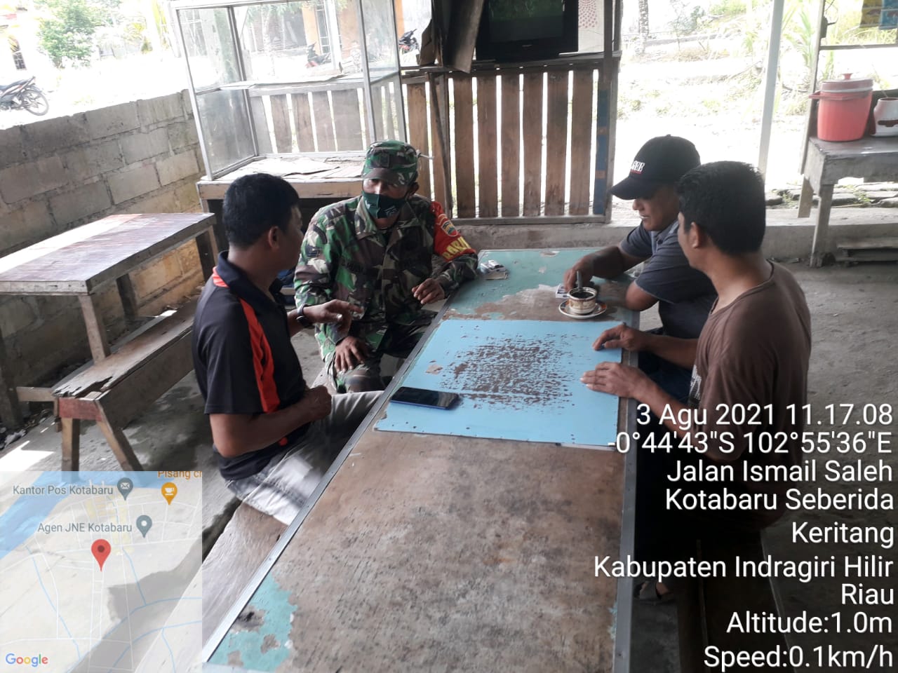 Sampaikan Protkes, Sertu Syamsurizal Lakukan Komsos dengan Warga Binaan