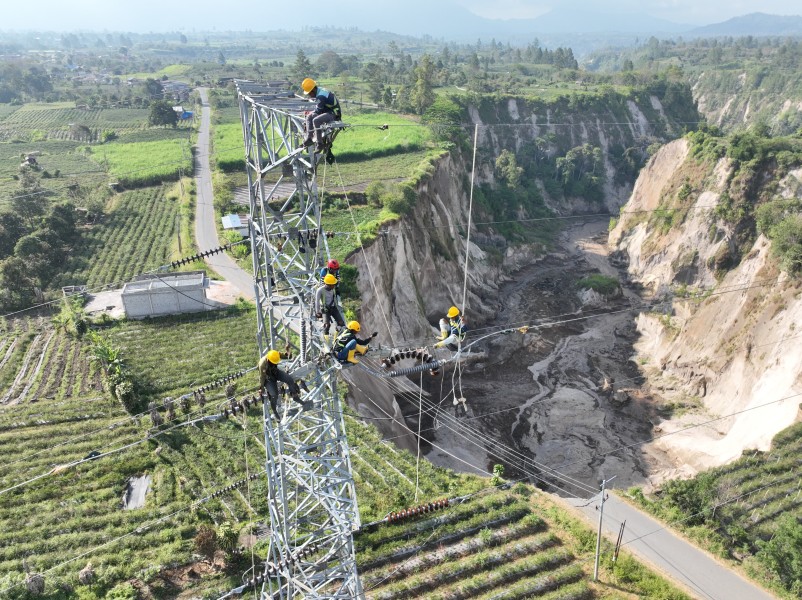 Hadapi Ancaman Sinkhole, PLN Bergerak Cepat Amankan SUTT 150 kV Bireuen-Peusangan