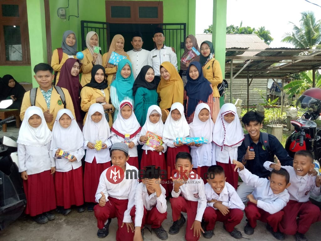 Mahasiswa/i MPI UNISI Laksanakan Kunjungan ke MI Jami'atul Jariyah Tembilahan