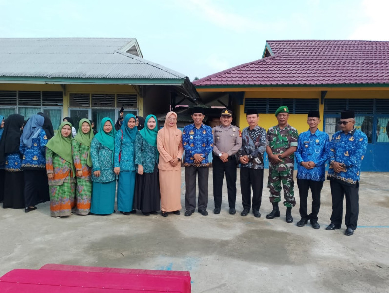 Dalam Memperingati Hari Kesaktian Pancasila, Danpos Concong Pelda Sri Wahyono Ikuti Upacara