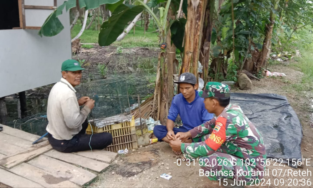 Babinsa Serka Yadi Yanto Jalin Kebersamaan Di Daerah Binaan