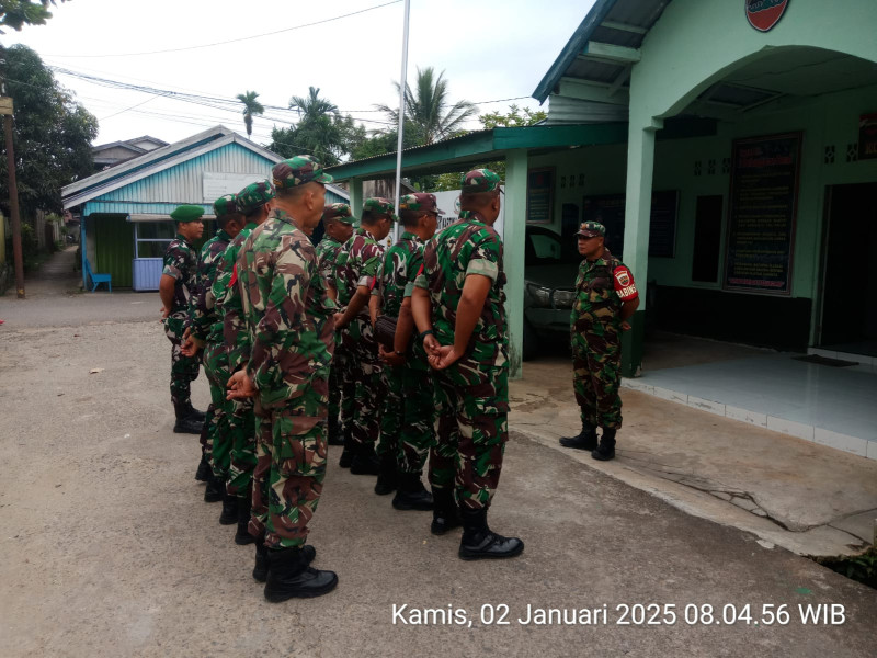 Pimpin Apel Pagi, Danpos Ramil 03/Tpl Berikan Pengarahan Kepada Anggota Babinsa
