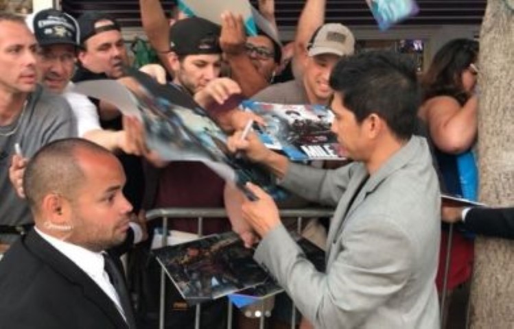 Iko Uwais Disambut Heboh di Premiere Mile 22, Ini Kata Manager
