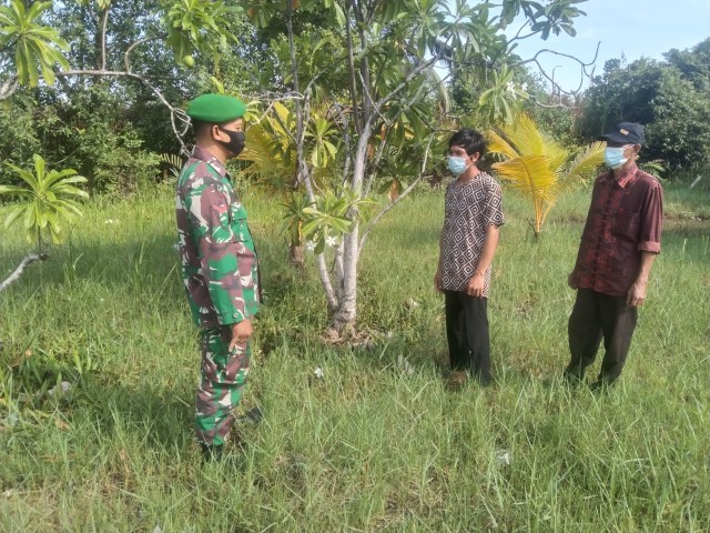Babinsa Koramil 04/Kuindra Kembali Melaksanakan Patroli Karhutla di Sapat