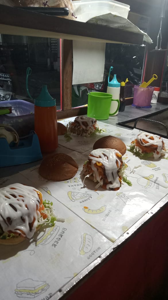 Nikmati Sajian Kebab And Burger Tok Raman Ala Khas Malaysia