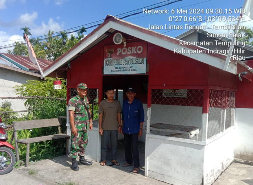 Perkokoh Persatuan, Anggota Koramil 03/Tpl Giat Laksanakan Komsos di Kampung Pancasila Wilayah Binaan